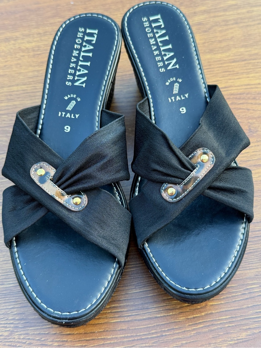 Italian Shoemakers Black Wedge Slide Sandals Women’s Size 9 Italy - Picture 5 of 6